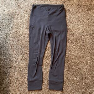 Fabletics grey crop leggings